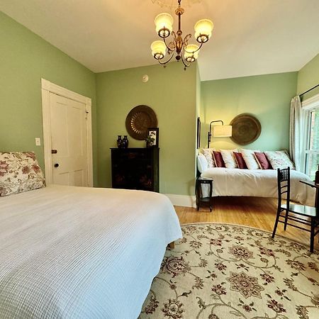 The Edwards Waterhouse Inn Fredonia Luaran gambar