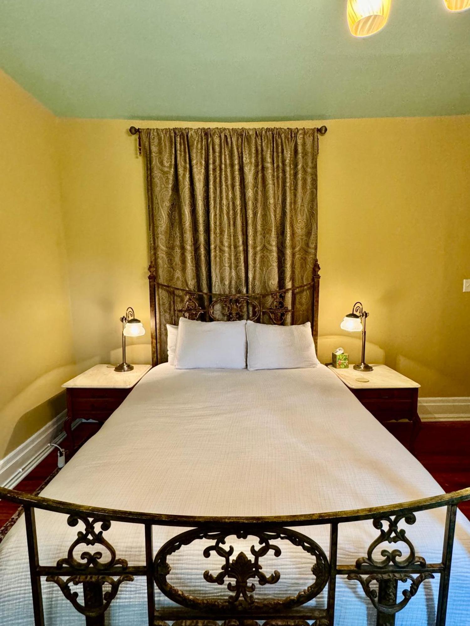 The Edwards Waterhouse Inn Fredonia Luaran gambar