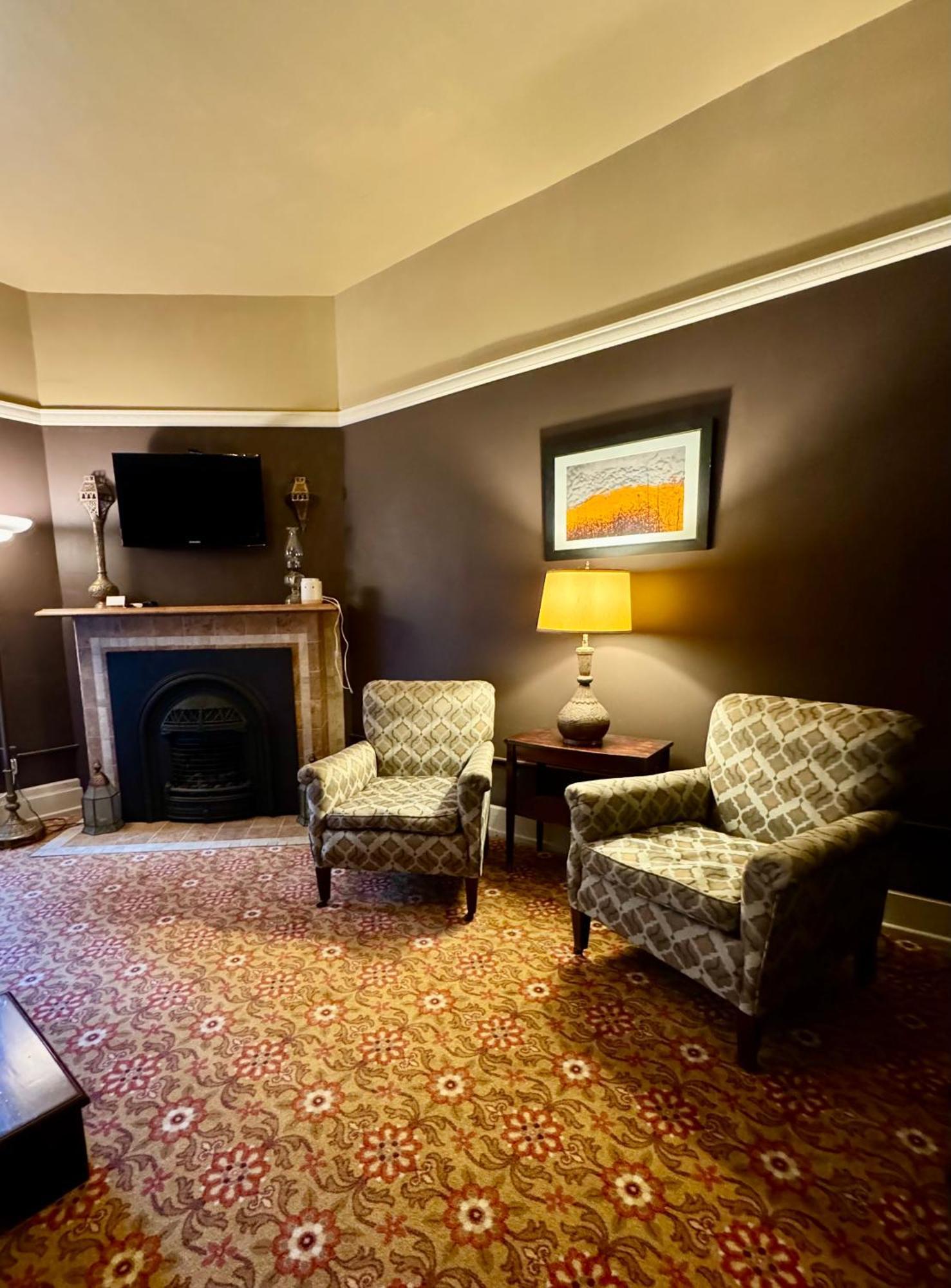 The Edwards Waterhouse Inn Fredonia Luaran gambar