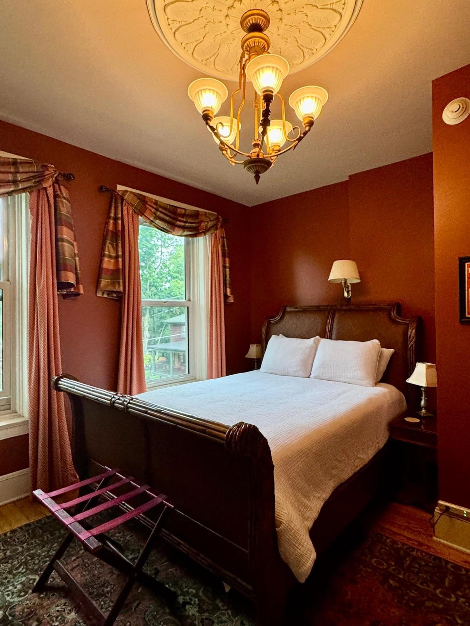 The Edwards Waterhouse Inn Fredonia Luaran gambar