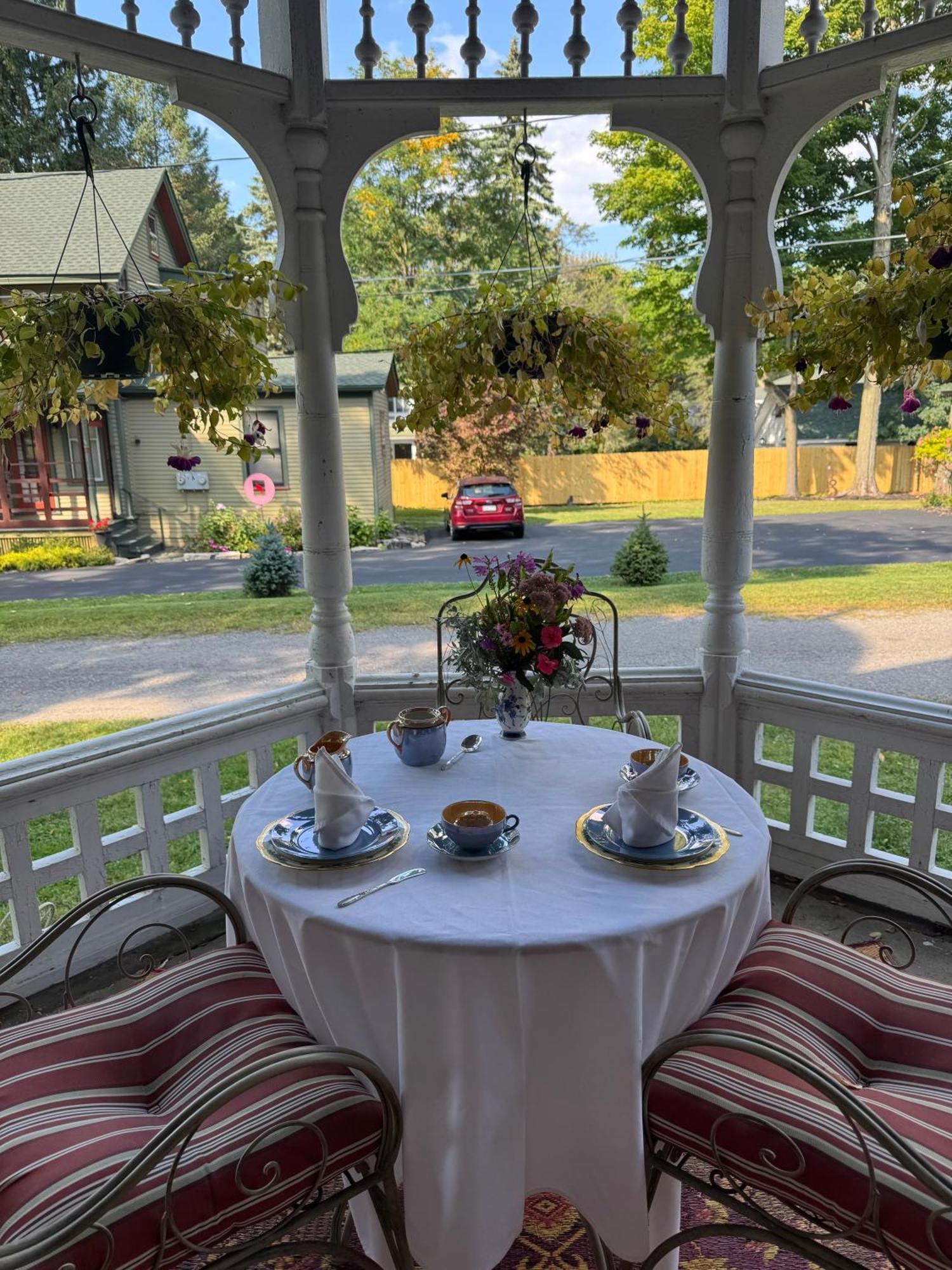 The Edwards Waterhouse Inn Fredonia Luaran gambar